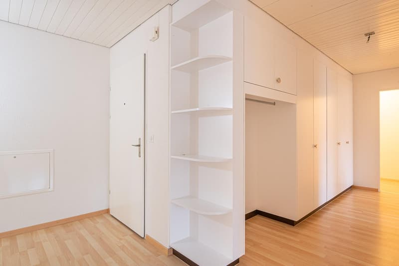 Bahnhofstrasse 85 - 4.5 room apartment in Feuerthalen (8)