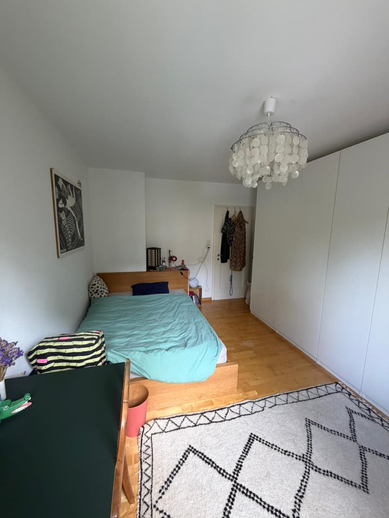Befristete 2.5-Zimmer-Wohnung mit Balkon an attraktiver Lage in Zürich (2)