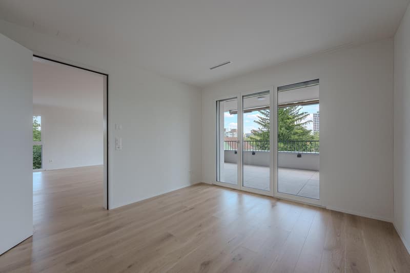 Vivere in modo moderno a Zürich-Seebach - appartamento di 3,5 locali luminoso con balcone (4)