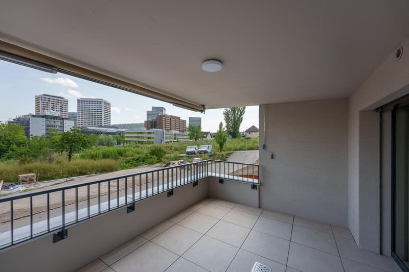 Vivere in modo moderno a Zürich-Seebach - appartamento di 3,5 locali luminoso con balcone (7)