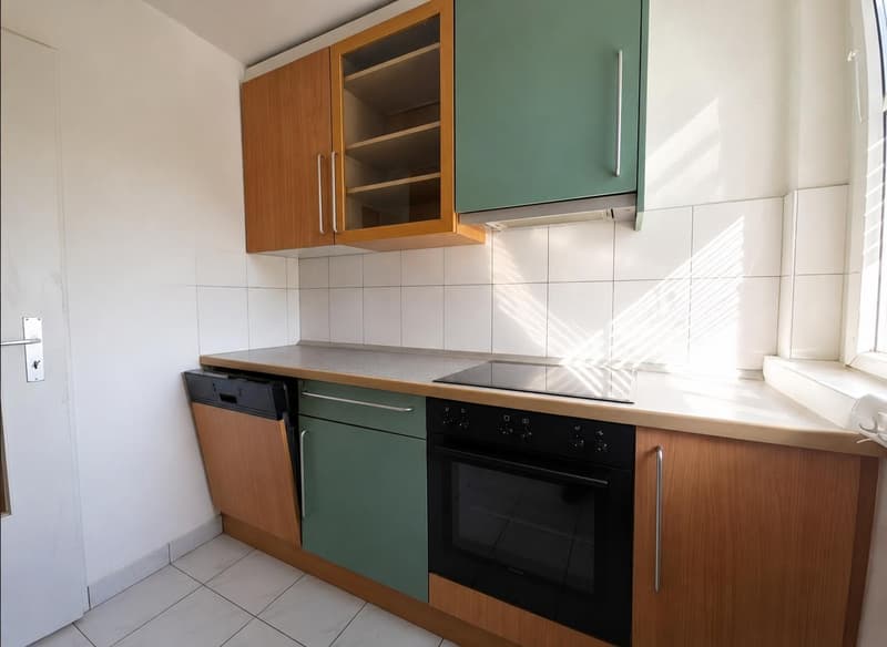 Bel appartement de 3,5 pièces à Neuhausen am Rheinfall (4)