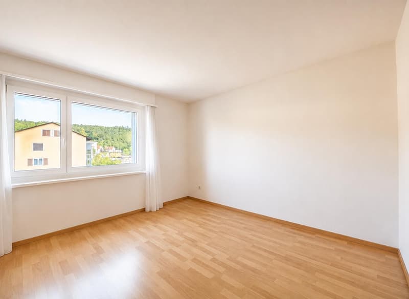 Bel appartement de 3,5 pièces à Neuhausen am Rheinfall (3)