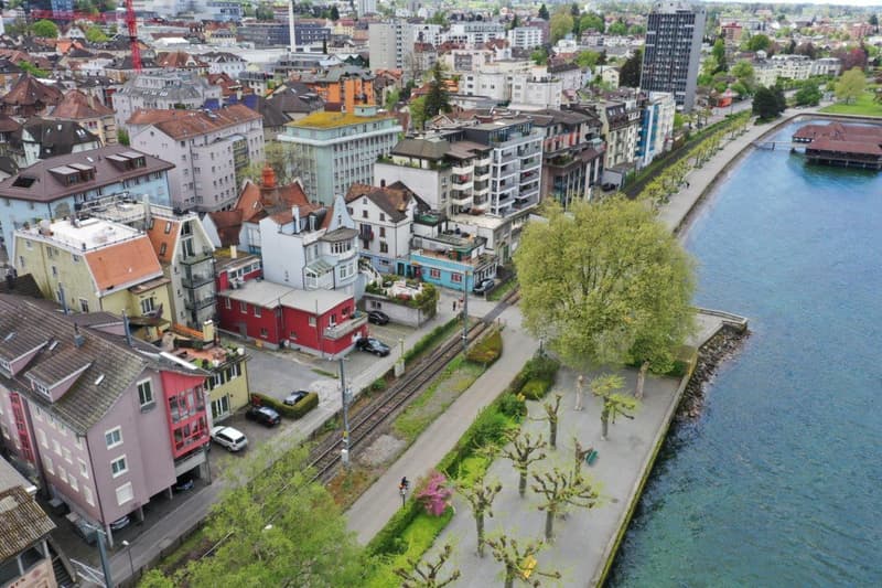 Geräumige 4.5 Zimmer Wohnung mit Blick auf den See (12)