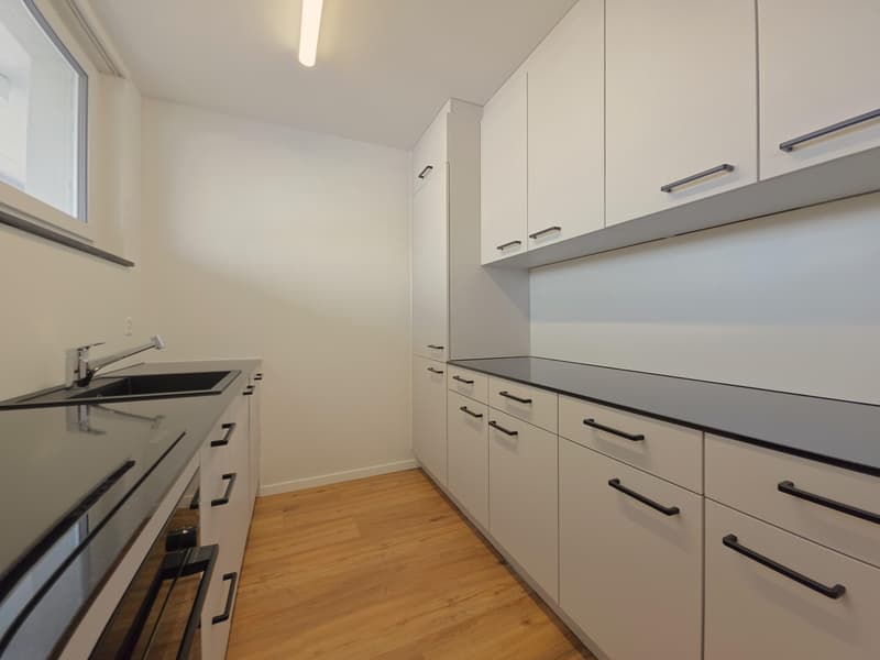 Schöne 2.5 Zimmerwohnung in Schaffhausen (4)