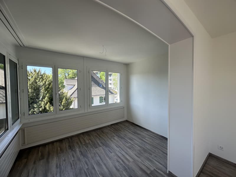 Helle und moderne 4.5-Zimmer-Wohnung mit durchdachtem Grundriss (5)