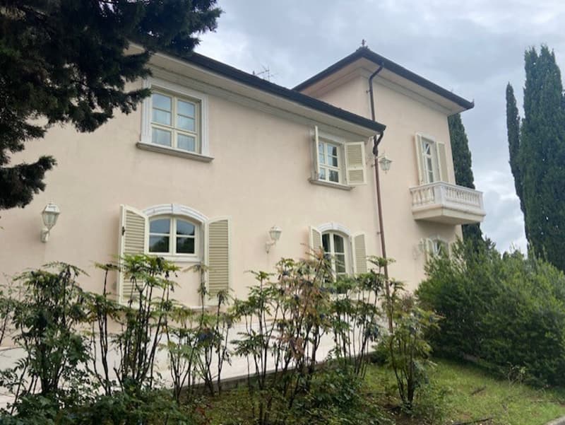 Prächtige Villa aus der Epoche mit 10 Zimmern vor den Toren von Florenz (7)