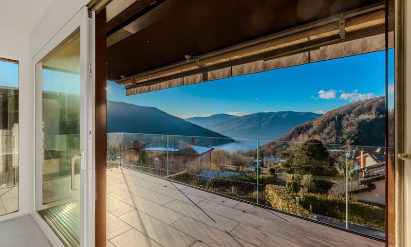Magnifique penthouse 2.5 pièces avec terrasse et vue sur le lac à Rovio (3)