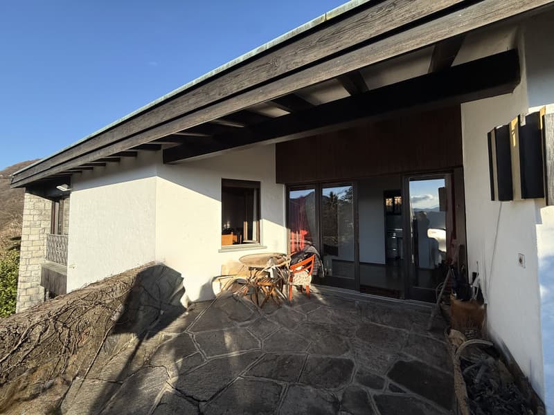 Maison spacieuse de 4,5 pièces avec vue imprenable sur le lac à Arogno (8)