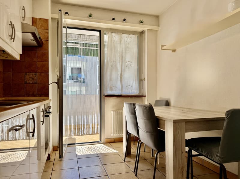 APPARTEMENT 3.5 PIÈCES SPACIEUX AVEC DEUX TERRASSES À MORBIO INFERIORE (3)