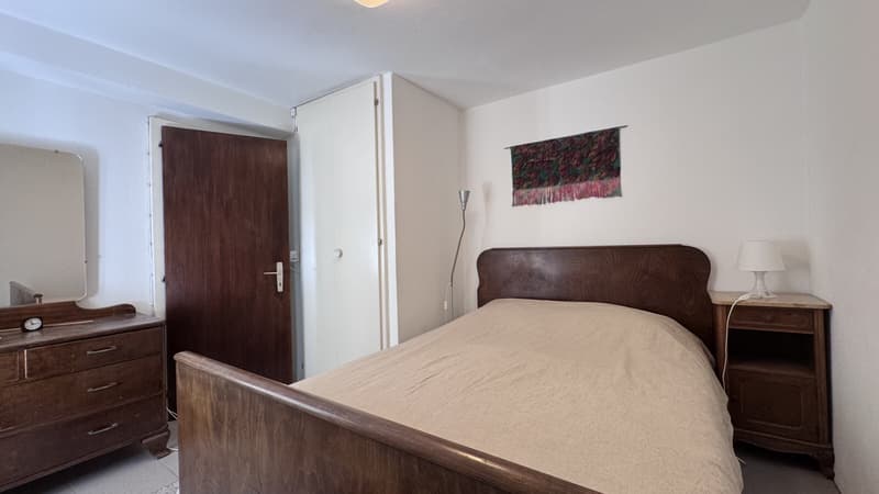 Maison spacieuse et caractéristique de 6,5 pièces à Cadro (7)