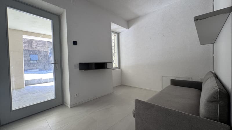 Elegant 2.5-room apartment in the center of Mendrisio (2)