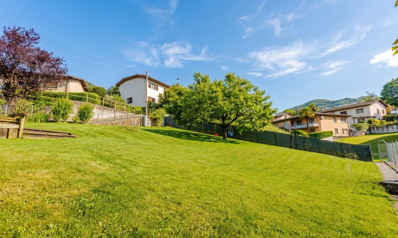Einfaches Tessiner Haus mit Baugrundstück in Lugaggia (9)
