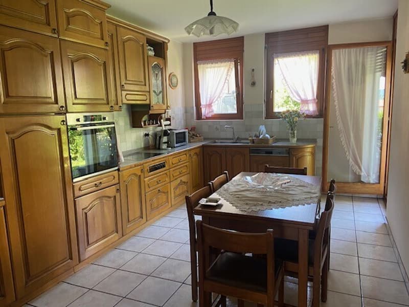 Großes Doppelhaus mit 7 Zimmern und Garten in Ligornetto (6)