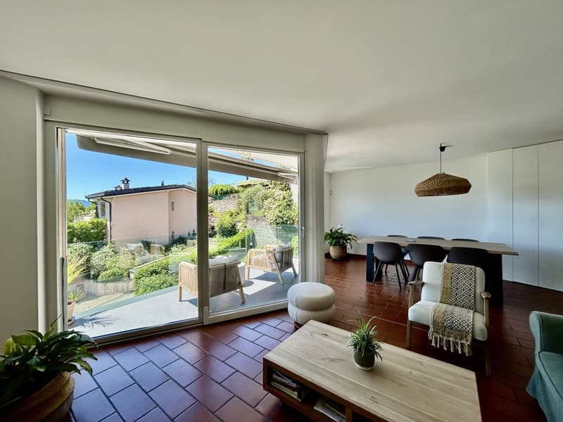 AFFITTASI AMPIA VILLA A SCHIERA 6 LOCALI VISTA LAGO A NEGGIO (1)