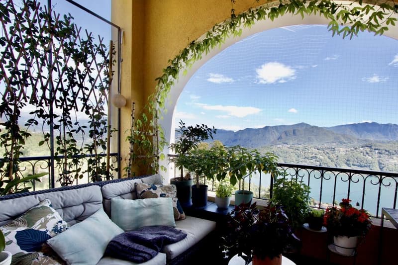 Großzügige 3.5-Zimmer-Wohnung mit Terrasse und Seeblick in Vernate (4)