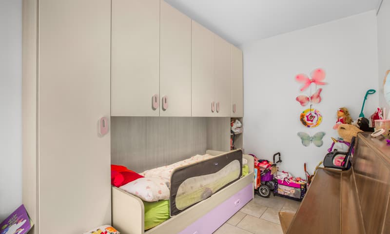 Appartement de 4,5 pièces rénové avec vue dégagée à Caslano (7)