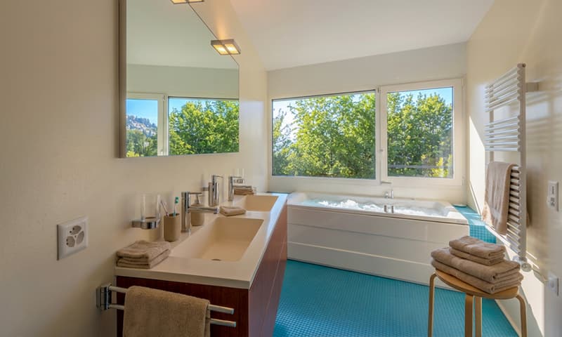 VILLA EXCLUSIVE 5.5 PIÈCES AVEC VUE SUR LE LAC ET PISCINE À CANOBBIO (9)