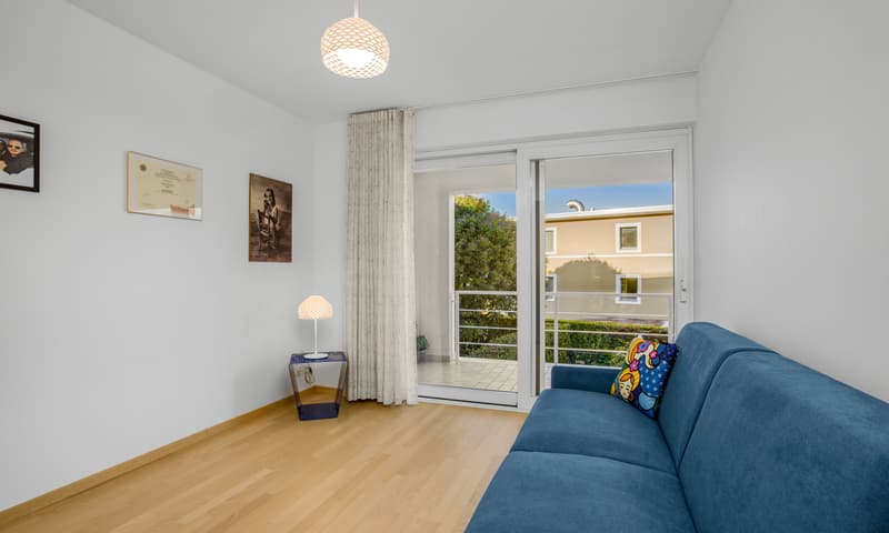 Maison spacieuse 5.5 pièces avec jardin et piscine à Montagnola (7)