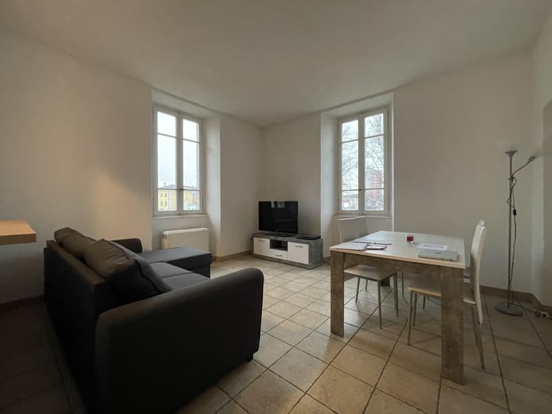3,5 pièces rénovés dans une maison d'époque avec mansarde à Chiasso (1)