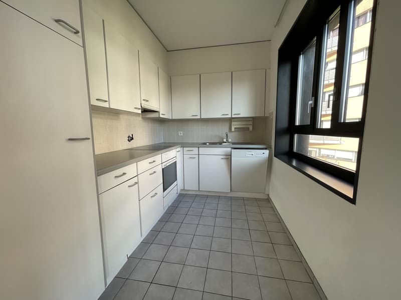 LOUER ACHAT - LUMINEUX 3.5 PIÈCES DE 90 M² À BALERNA (3)