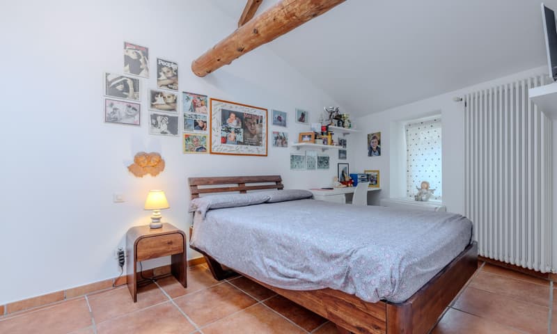Superbe et spacieuse villa de charme de 5.5 pièces à Melide (7)