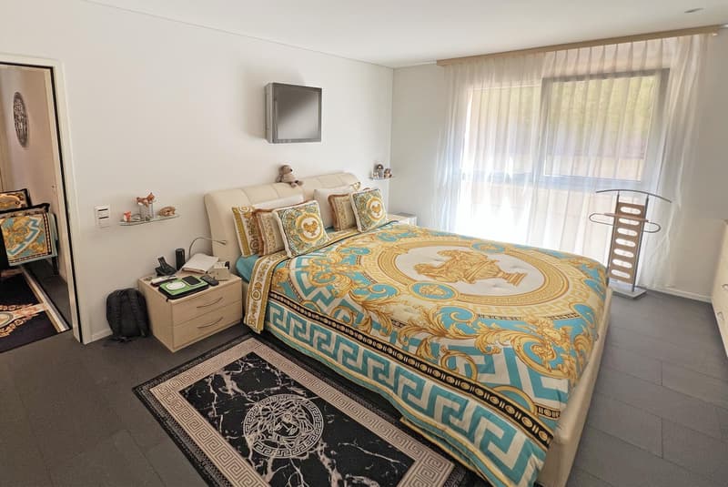 Appartement moderne et spacieux de 3,5 pièces avec terrasse dans le verdoyant Cadro (4)