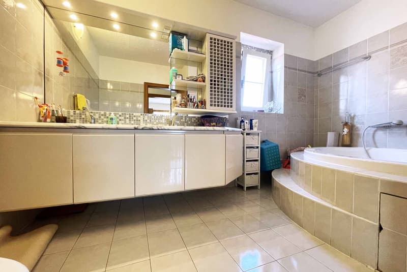 Superbe villa unifamiliale 4.5 pièces avec jardin à Stabio (6)