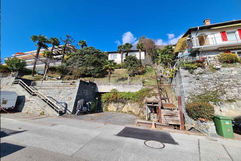 GUTES GESCHÄFT - GROßES BAUGRUNDSTÜCK MIT SEEVIEW IN LOCARNO (4)