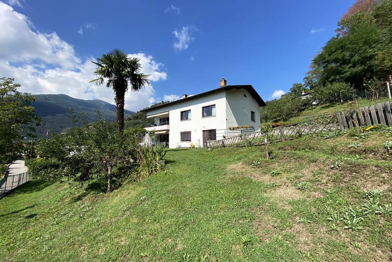 MAISON BIFAMILIALE 8.5 PIÈCES AVEC TERRAIN CONSTRUCTIBLE À LAMONE (1)