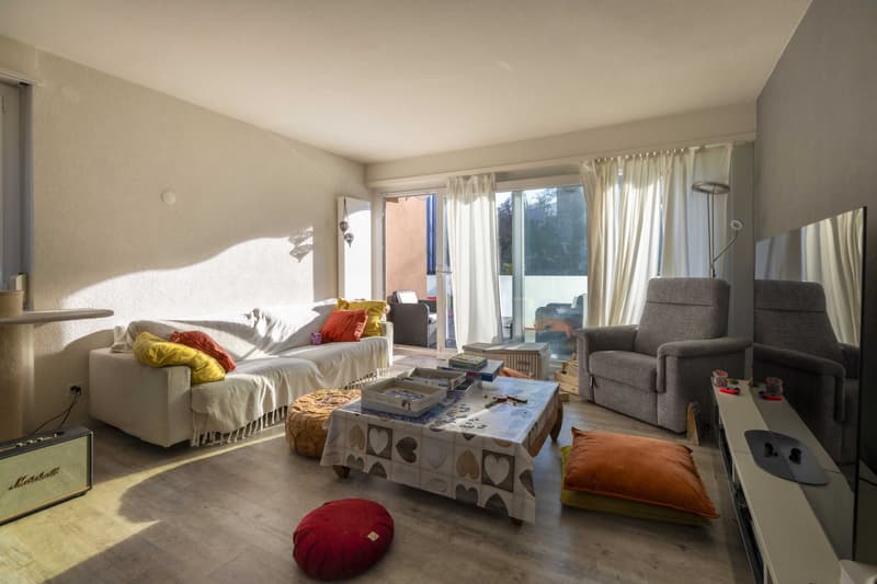 AFFITTASI 4.5 LOCALI RISTRUTTURATO A BREGANZONA (2)