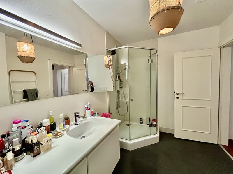 Spacious 6-room villa in row with lake view in Neggio (5)