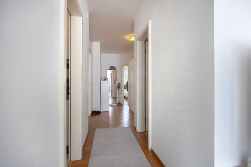 Geräumige 3.5-Zimmer-Wohnung mit Terrasse in einer servierten Gegend in Pregassona (6)
