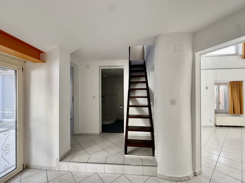 SUBENTRO AFFITTO - BEL TRIPLEX 5.5 CON MANSARDA A STABIO (7)