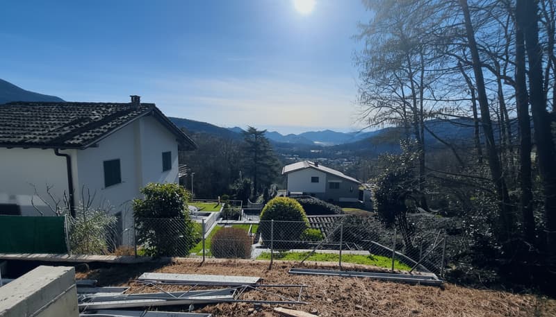 EXKLUSIVES UND NEUES 4.5-ZIMMER-WOHNUNG MIT GARTEN IN CAPRIASCA (3)