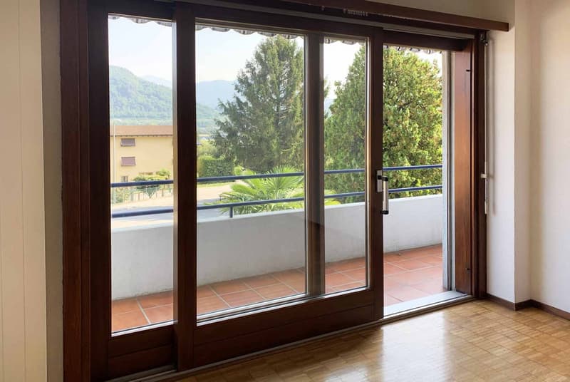 Wohnung 2.5 Zimmer mit Balkon in Agno Mondonico (2)