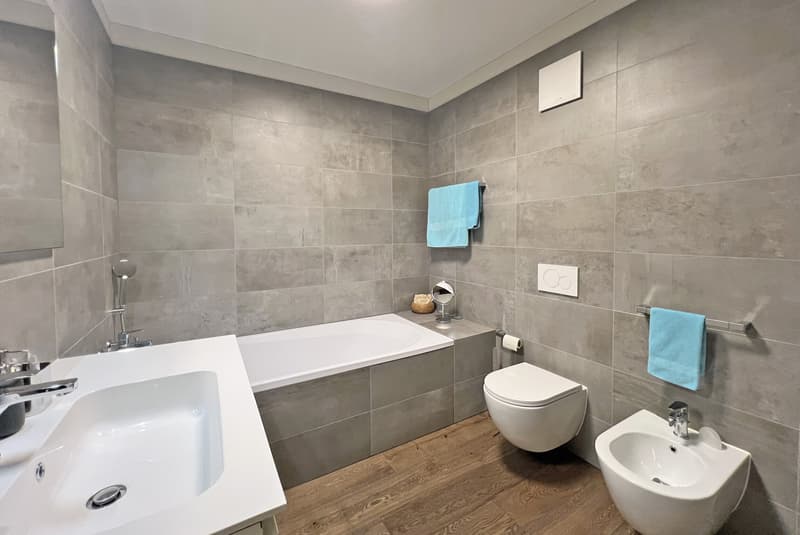 Magnificent 4.5-room apartment with garden and lake view in Rovio (8)