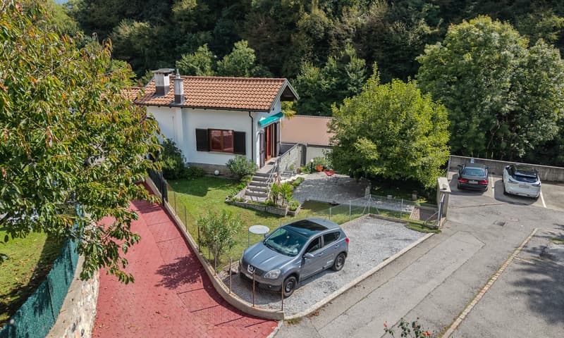 BRIGHT AND CHARACTERISTIC 4.5 ROOM HOUSE IN THE GREEN IN ARZO (8)