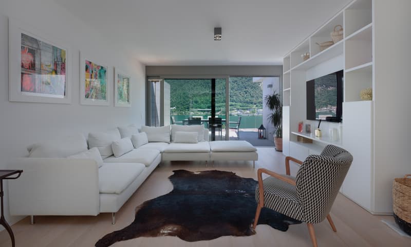 Wunderschöne 3.5-Zimmer-Wohnung mit Terrasse und Seeblick in Riva San Vitale (8)