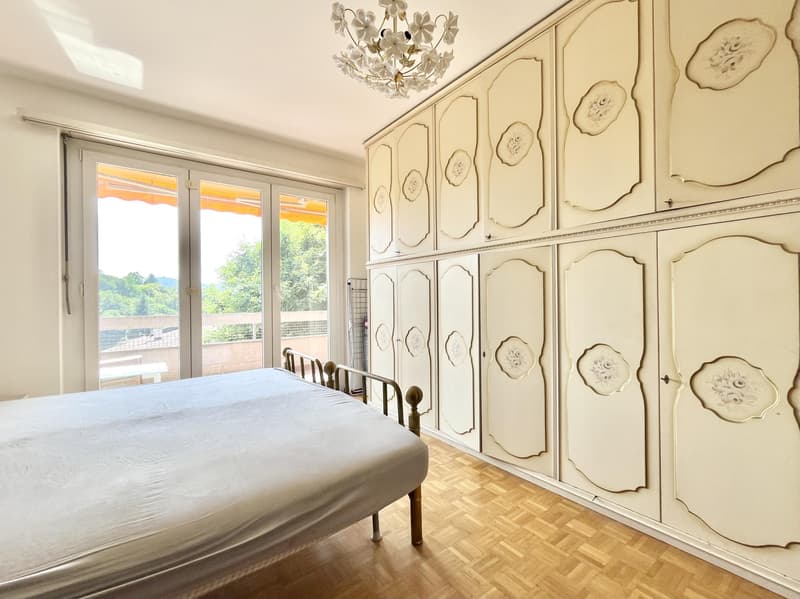 Sonnige 3.5-Zimmer-Wohnung mit Panoramablick in Savosa (5)