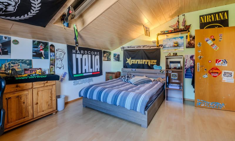 Superbe et spacieuse villa 5.5 pièces avec jardin sur la berge (7)