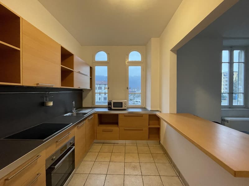 3,5 Zimmer renoviert in einem Haus aus der Epoche mit Dachboden in Chiasso (2)