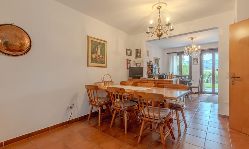 OCCASION - MAISON ESPACIEUSE 5.5 AVEC JARDIN À LUGANO PAZZALLO (2)