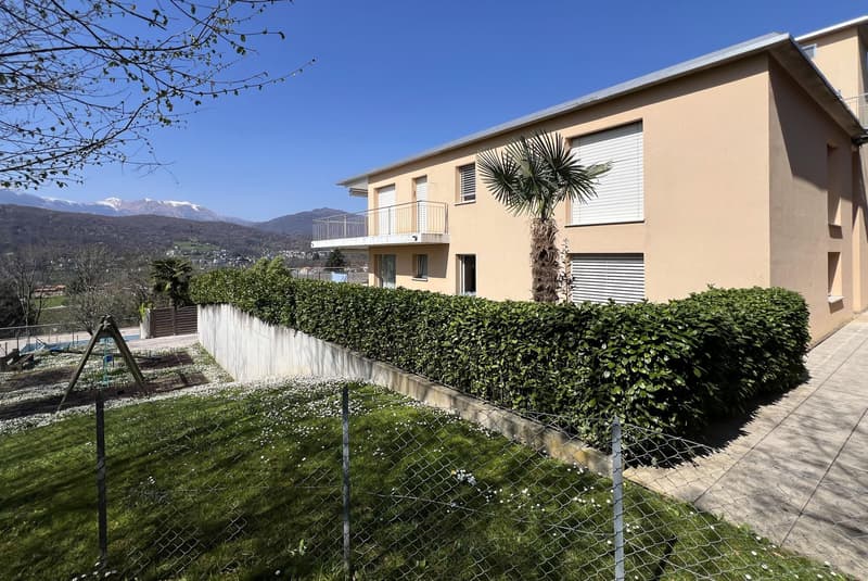 Moderne und geräumige 3.5-Zimmer-Wohnung mit Terrasse im Grünen in Cadro (8)