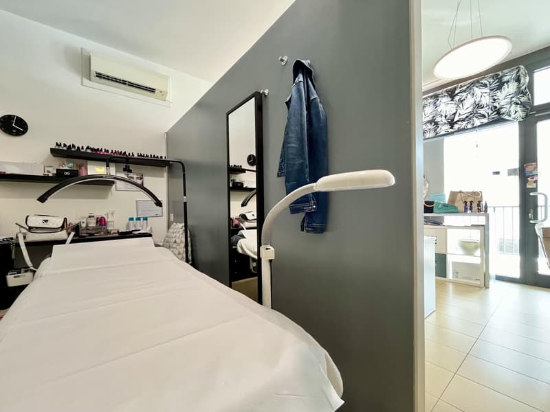 Modern Commercial Space in Massagno - Piazza Santa Lucia (5)