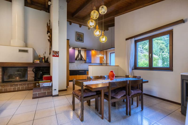 GRANDE VILLA DE 7,5 PIÈCES DANS UN QUARTIER RÉSERVÉ ET VERT À TRESA (3)