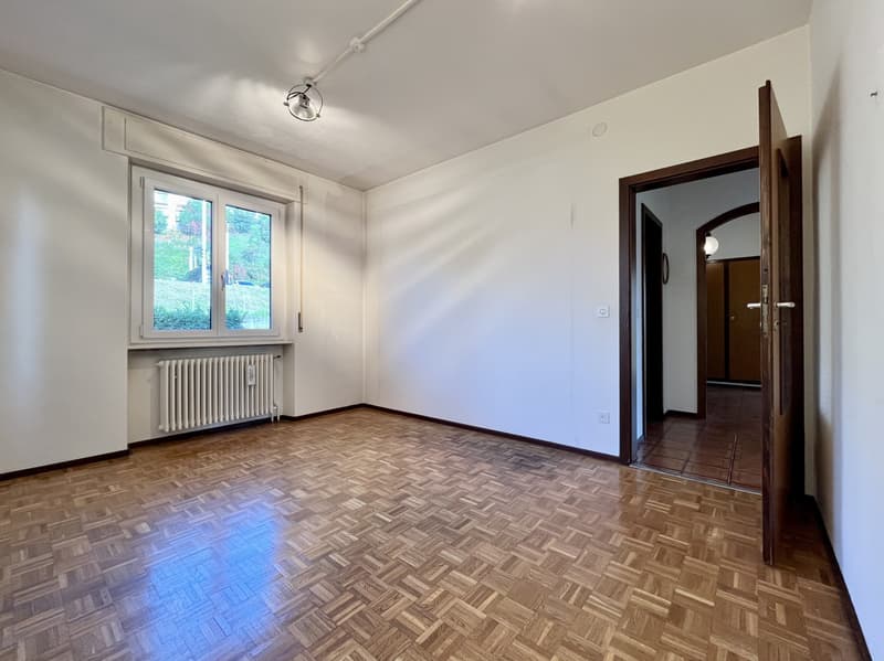 VILLA LUMINEUSE 6.5 AVEC JARDIN PLAT À BALERNA (8)