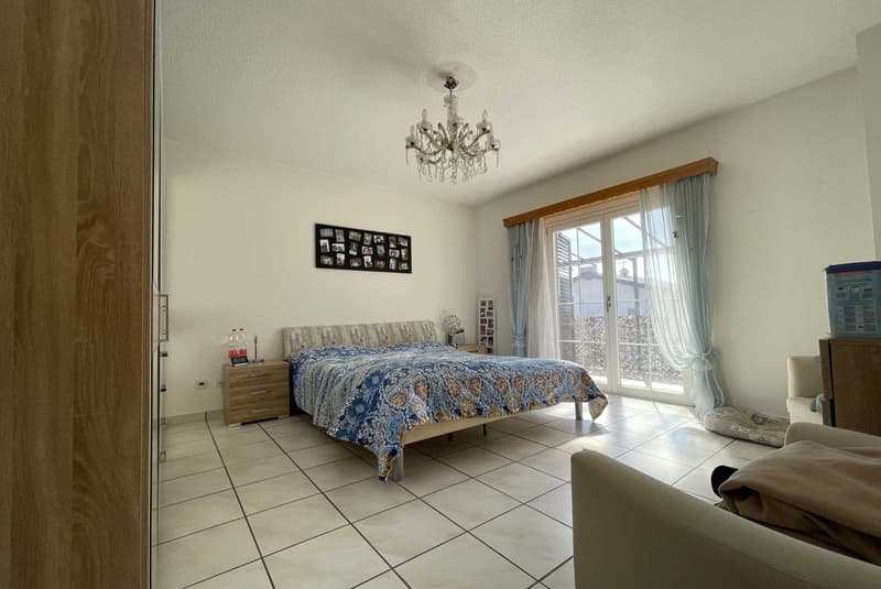 Superbe villa unifamiliale de 4,5 pièces avec jardin à Stabio (5)
