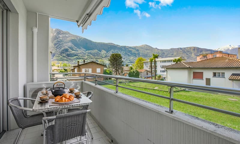 Großes 4.5-Zimmer-Wohnung mit Garten in Doppelhaushälfte in Sementina (3)