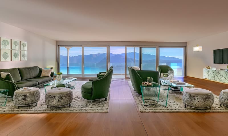 WEITES UND MODERNES 4.5-ZIMMER-WOHNUNG MIT ENORMER TERRASSE UND SEEBLICK IN VERNATE (2)