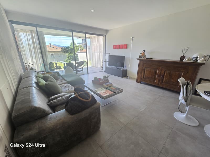 Modern 4.5 room apartment with terrace in Massagno (5)